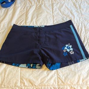 surf shorts women small/medium reversible EUC